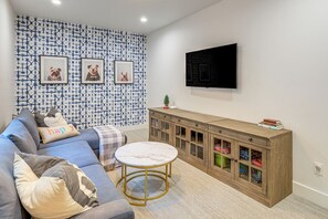 Casa (2 Bedrooms) | Interior