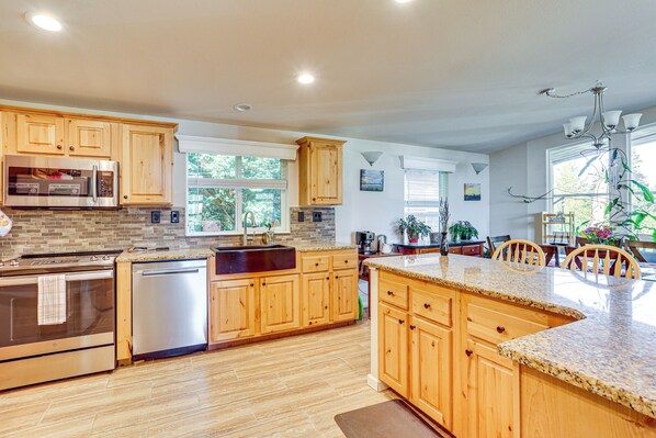 House (2 Bedrooms) | Interior