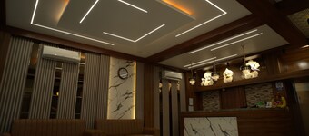 索納利金色宮殿飯店  