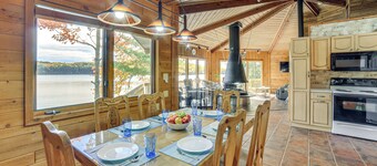 All-season Adventures! Chicaugon Lakefront Gem