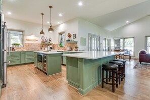 House (4 Bedrooms) | Interior - Family Friendly! Lakefront Escape in Pottsboro (Pottsboro)