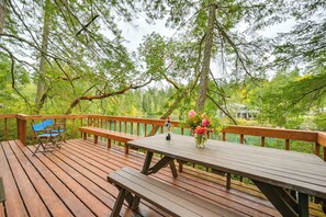 Apartment (0 Bedroom) | Interior - Cozy Hideaway on Key Peninsula w/ Serene Views! (Lakebay)