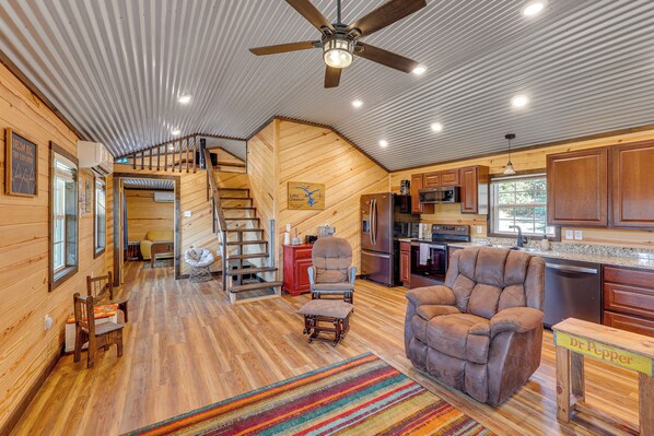 House (2 Bedrooms) | Front of property