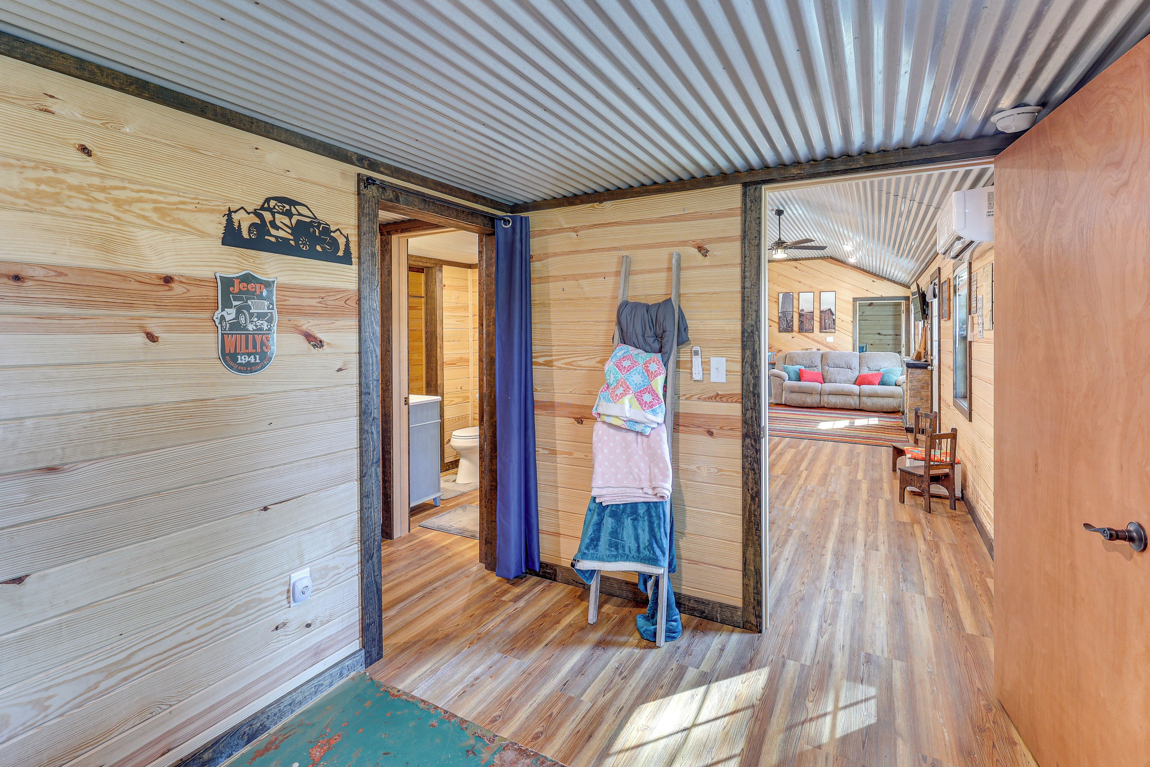 Rumah (2 Bedrooms) | Interior