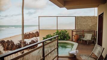 In-room safe, free WiFi