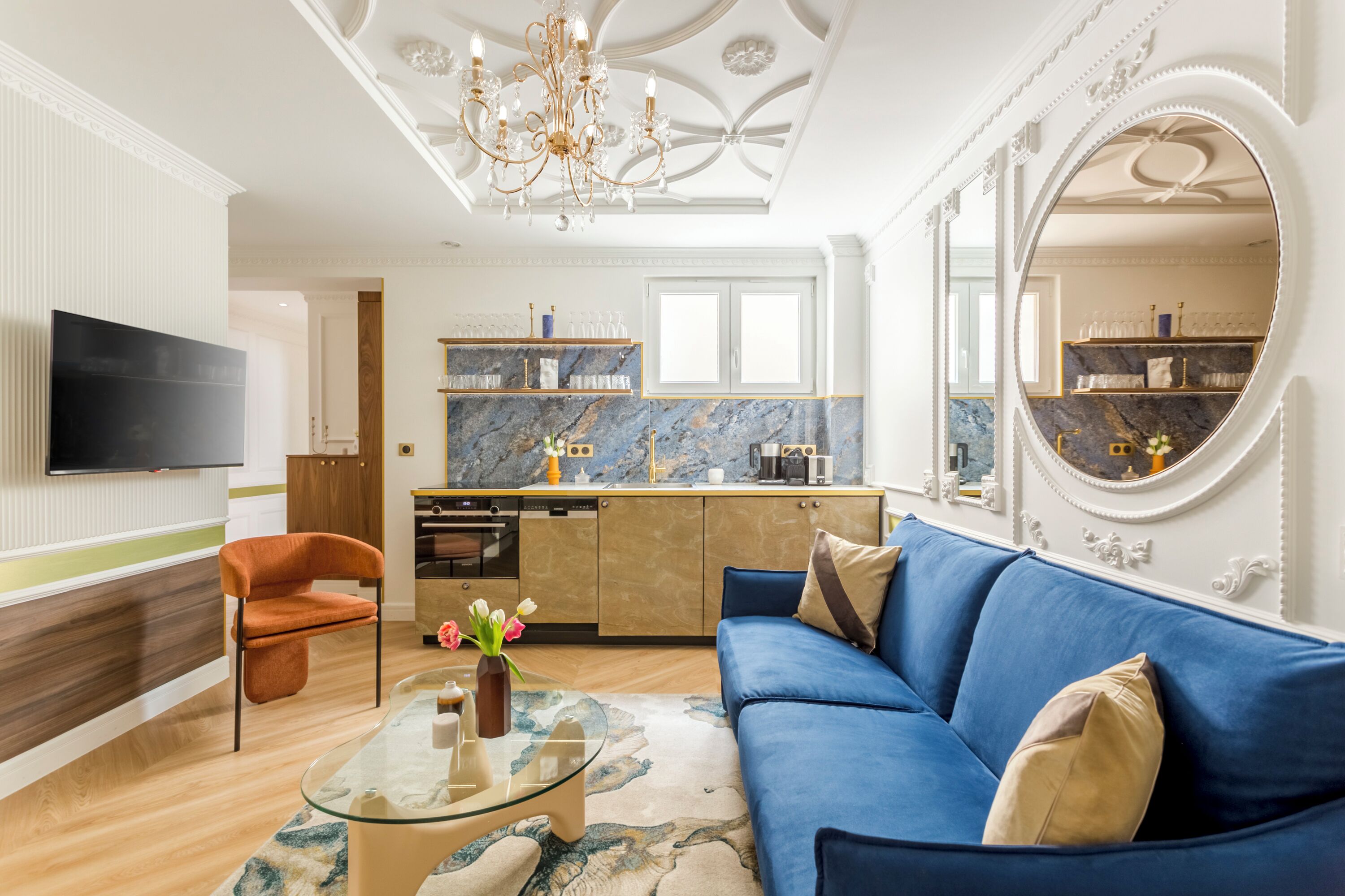 Apartment | Living area | 43-inch Smart TV with cable channels, Netflix, streaming services