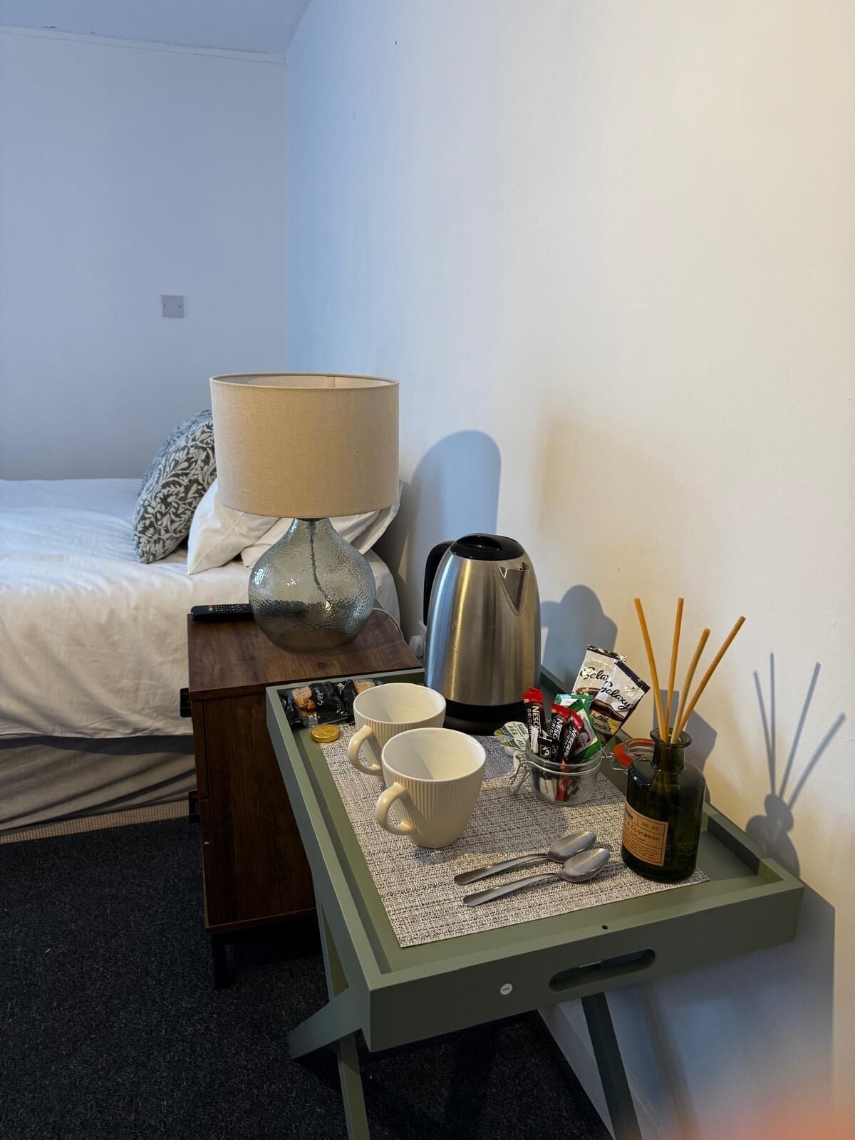 アイロン / アイロン台、WiFi (無料)