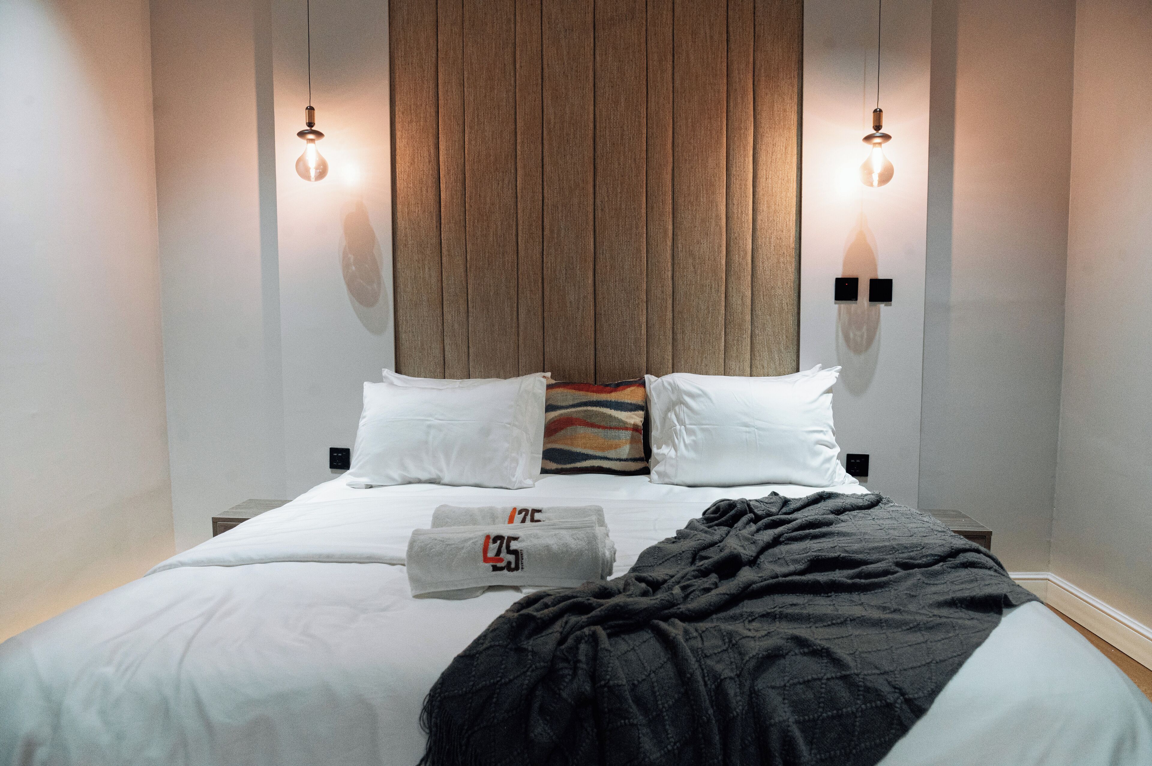 Fer et planche à repasser, Wi-Fi, draps fournis