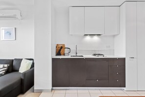 Leilighet | Eget kjøkken | Kjøleskap, mikrobølgeovn, ovn og kokeplater