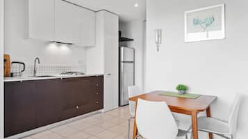 Apartment | Dining