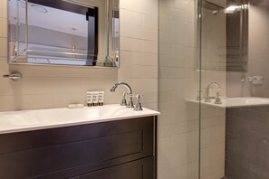 Apartment | Bilik Mandi | Sabun 