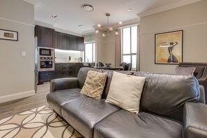 Căn hộ | Phòng khách | Lò sưởi 