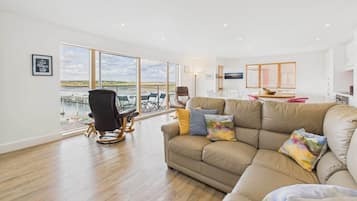 Televisio, työhuone