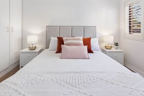 公寓 | 2 多间卧室、熨斗/熨衣板、床单