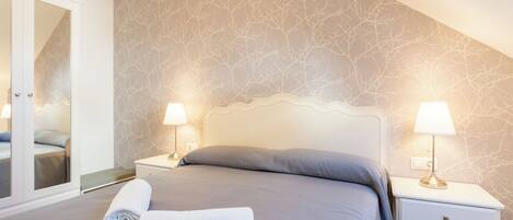 1 bedroom, iron/ironing board, Internet, bed sheets