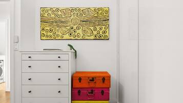 Departamento | 2 habitaciones, tabla de planchar con plancha y ropa de cama