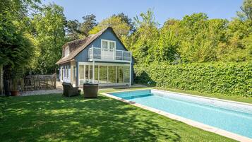 Villa | Garden