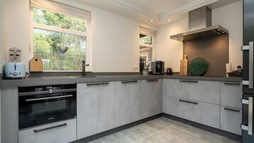 Biệt thự | Bếp riêng | Ghế cao cho trẻ em