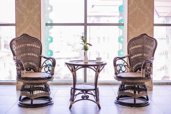 Interior - Shah Palace Hotel (Bishkek)