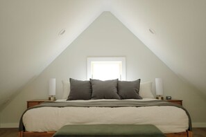 2 bedrooms, WiFi, bed sheets - Modern Luxe cabin-Hot tub & Custom Sauna (Beech Mountain)