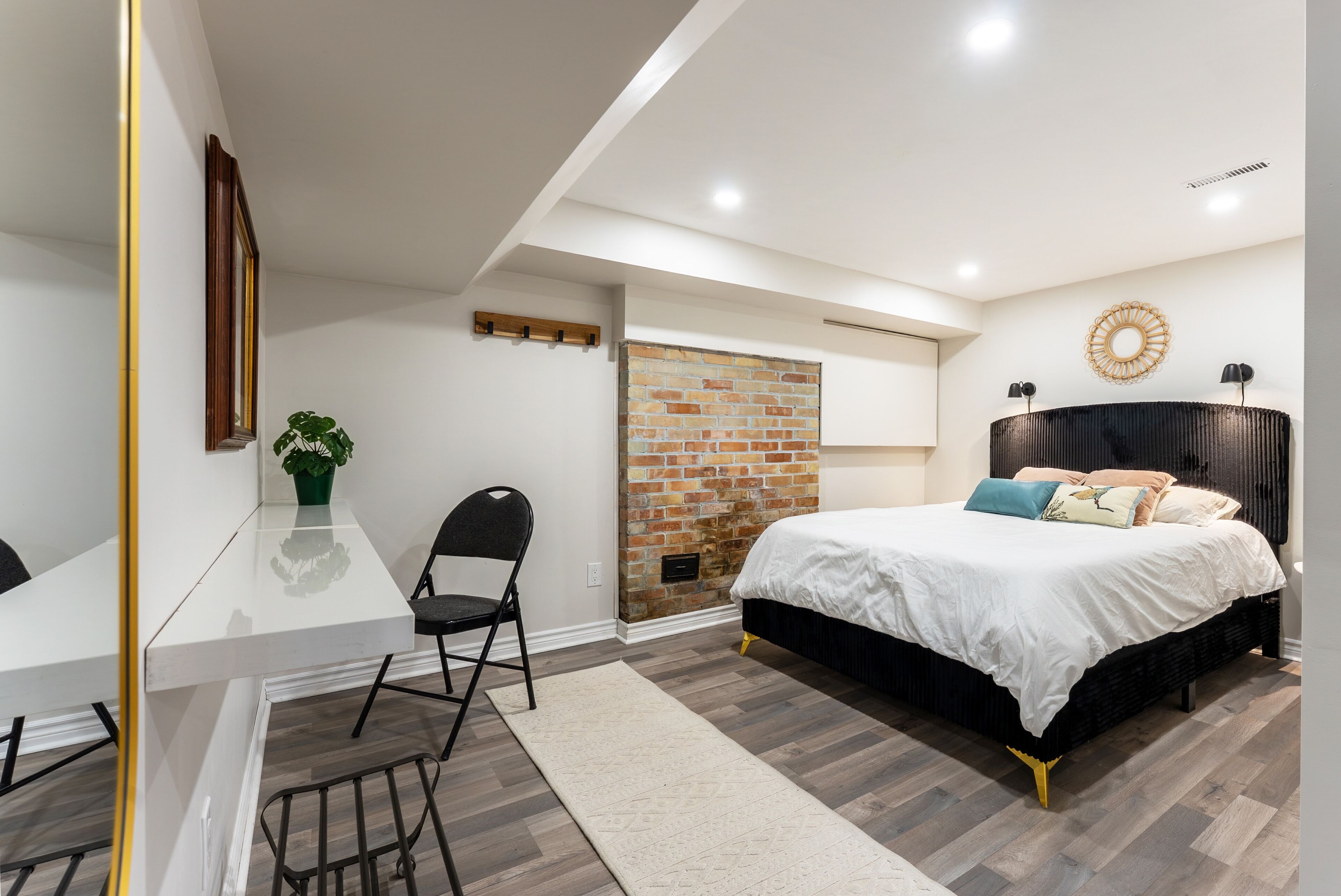 1 dormitorio, escritorio, wifi gratis y ropa de cama