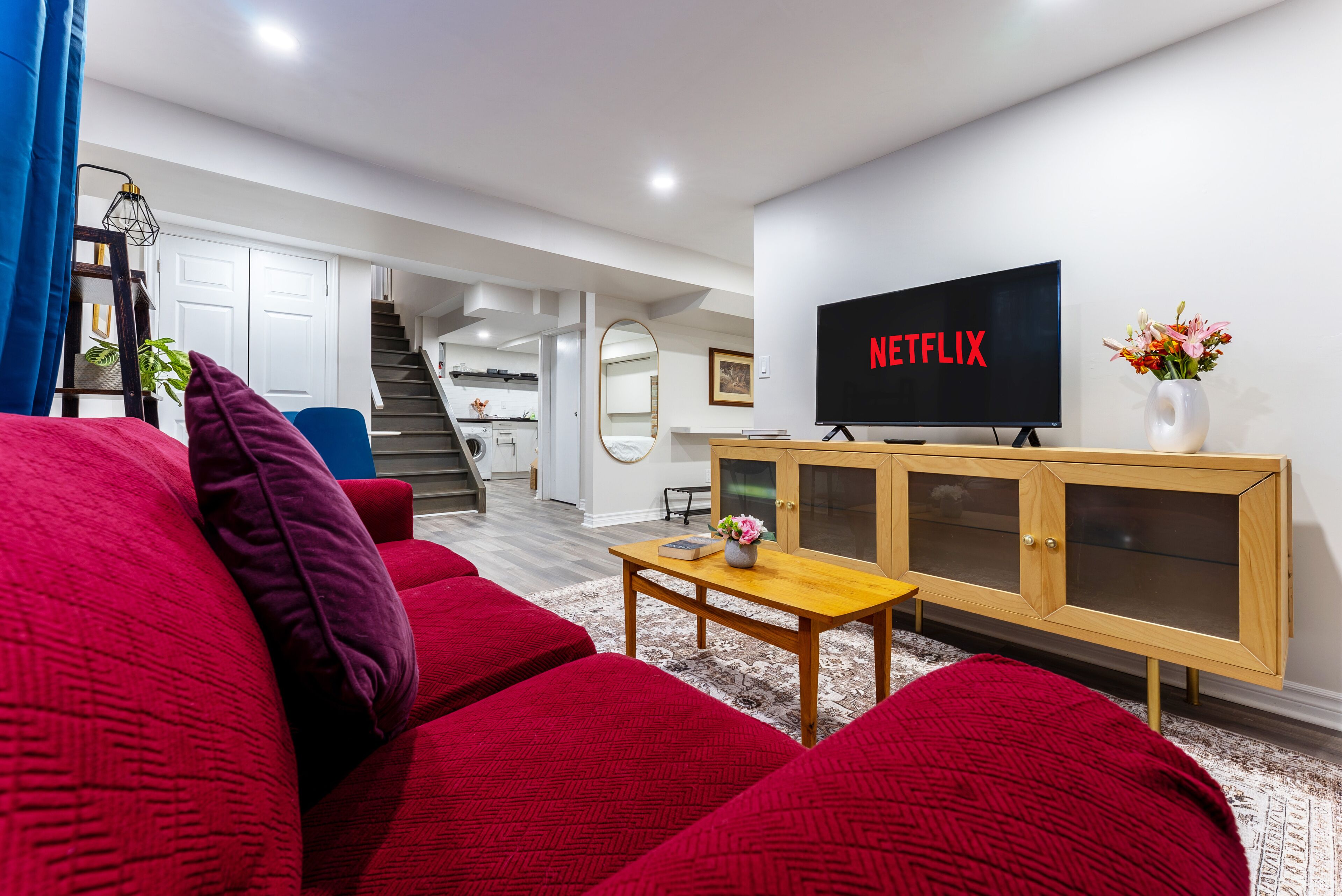 Una Smart TV, libros