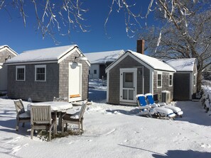 Exterior - Charming cottage on goat farm in picturesque Westport (Westport)