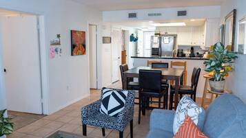 Apartamento, 2 habitaciones | Interior