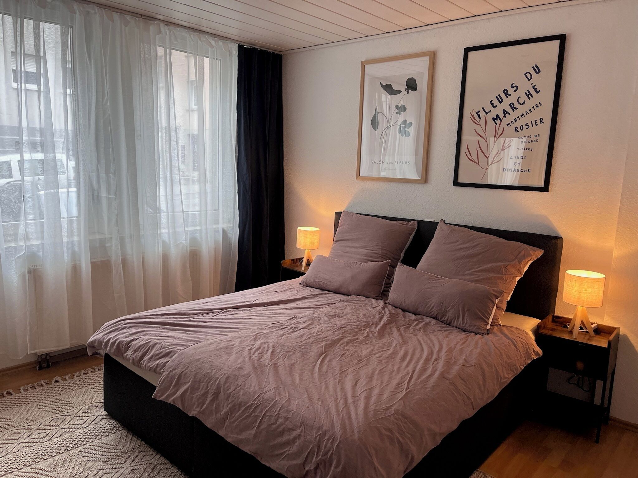 1 bedroom, iron/ironing board, internet, bed sheets