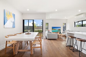 Apartment | Living area - Bright 2-bed Glenroy Home With Courtyard (Melbourne)