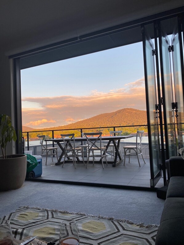 Apartment | Balcony - Mountain View City Center Apartment With BBQ (Canberra)