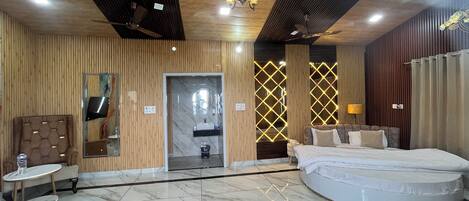 Luksusstudiosviitti | Työpöytä, ilmainen Wi-Fi