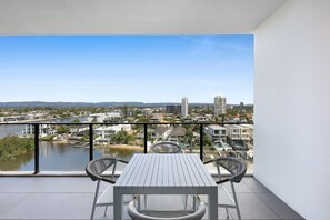 Apartment | Speisen im Freien