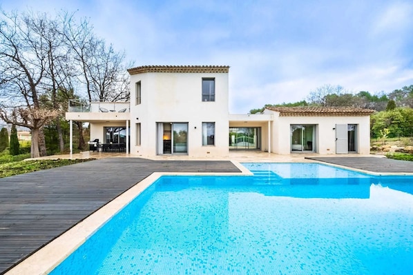 Piscine extérieure
