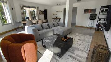 TV, fireplace, printers