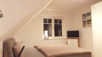 Bügeleisen/Bügelbrett, WLAN, Bettwäsche, Rollstuhlgeeignet