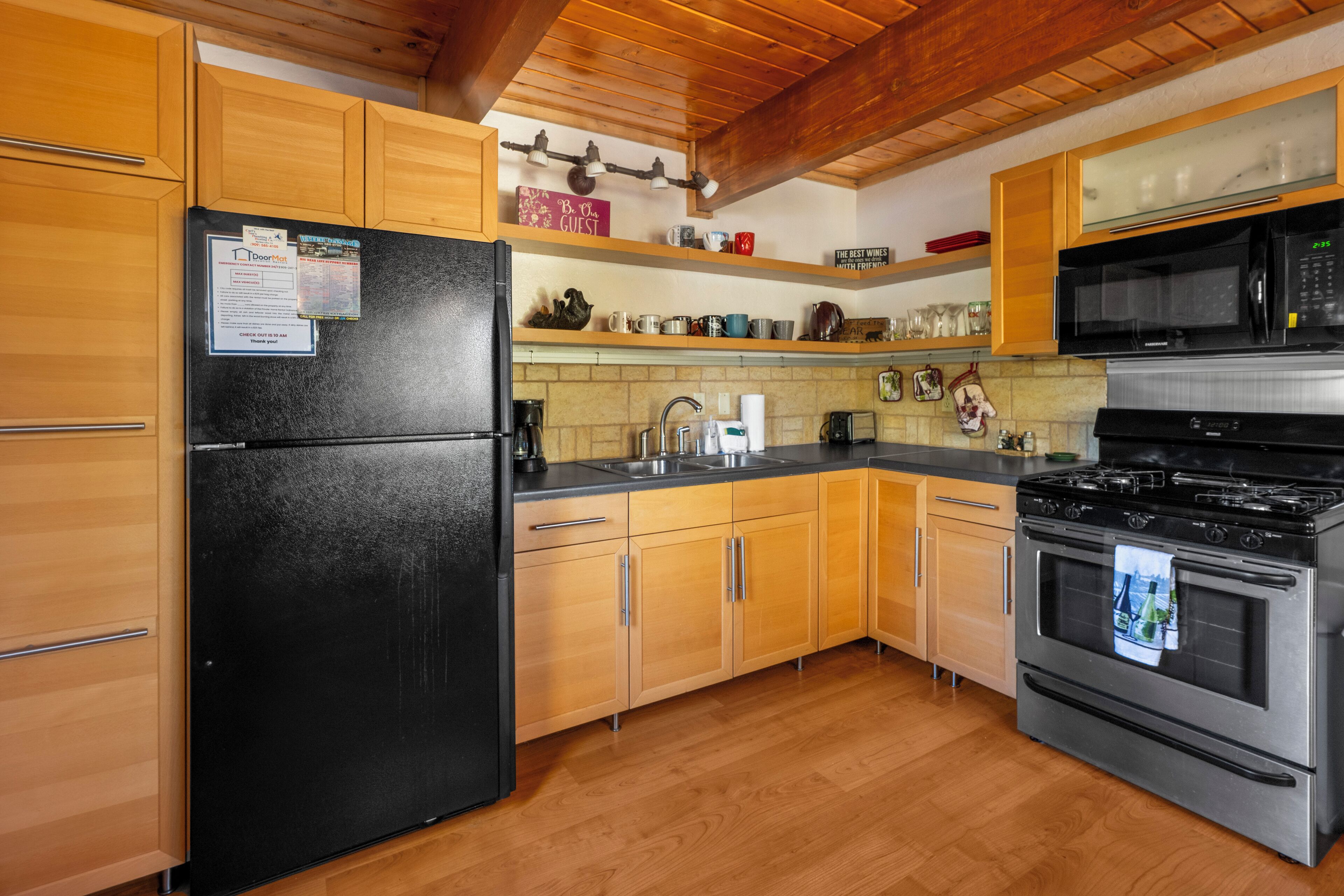 Family Σπίτι, 2 Υπνοδωμάτια, Αίθριο, Θέα στο Βουνό | Ιδιωτική κουζίνα | Ψυγείο, φούρνος μικροκυμάτων, φούρνος, μαγειρικές εστίες