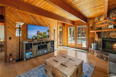 The Mountain Treehouse