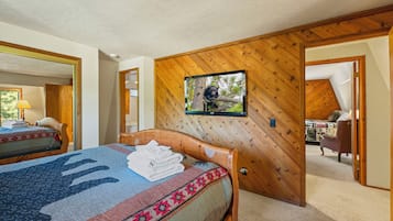 Family House, 2 Bedrooms, Patio, Mountain View | Individually decorated, individually furnished, desk, laptop workspace