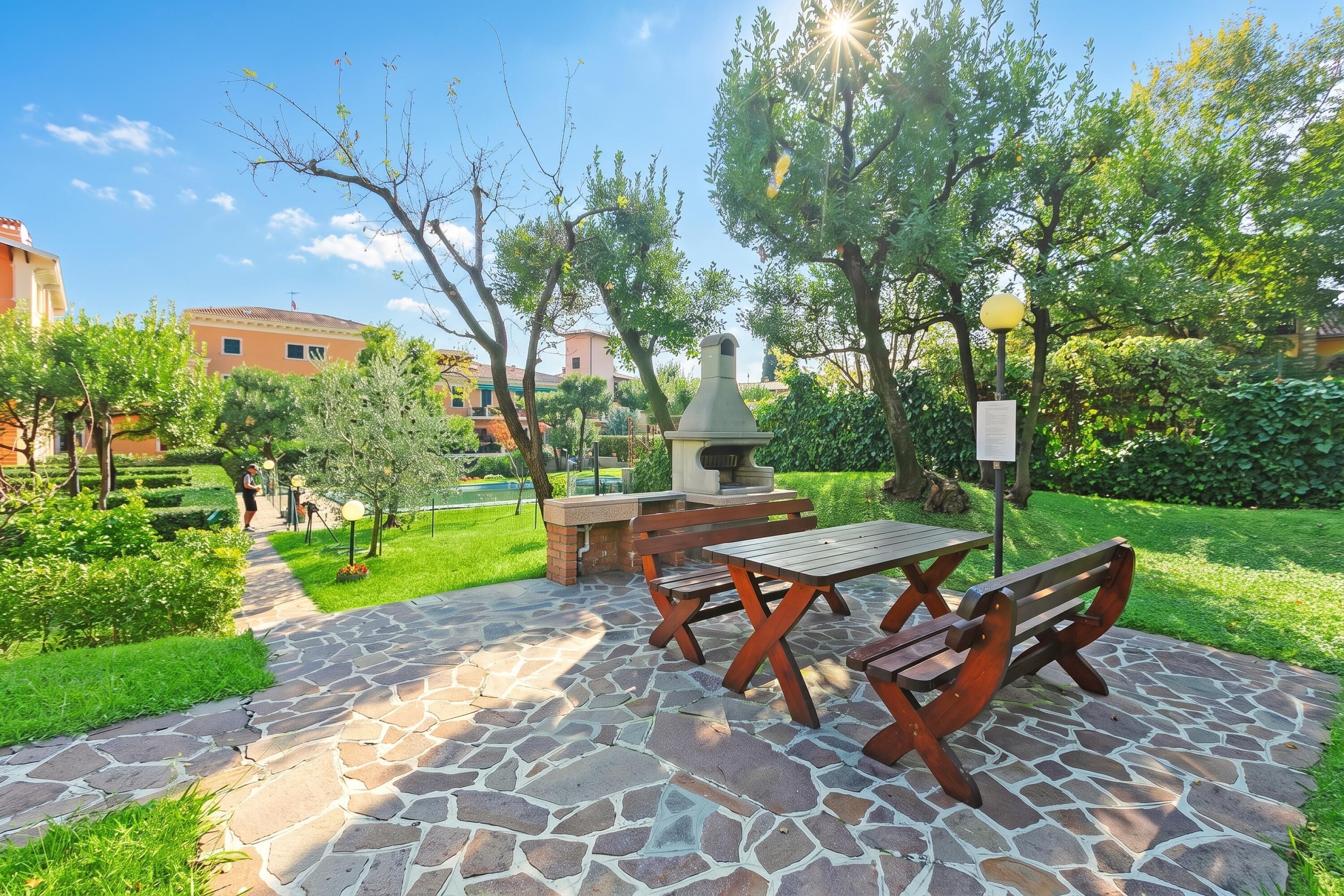 Family Apartment, 1 Bedroom, Microwave, Lakeside (Bogliaco Lake Front) | Outdoor dining