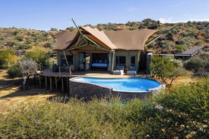 Exterior - Maloba Lodge - Private Game Reserve (Tokologo)