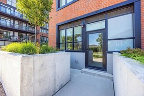 تفاصيل الفندق من الخارج