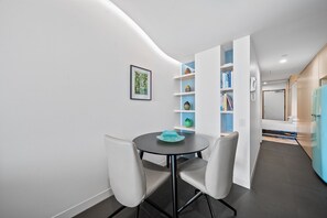 House | Dining