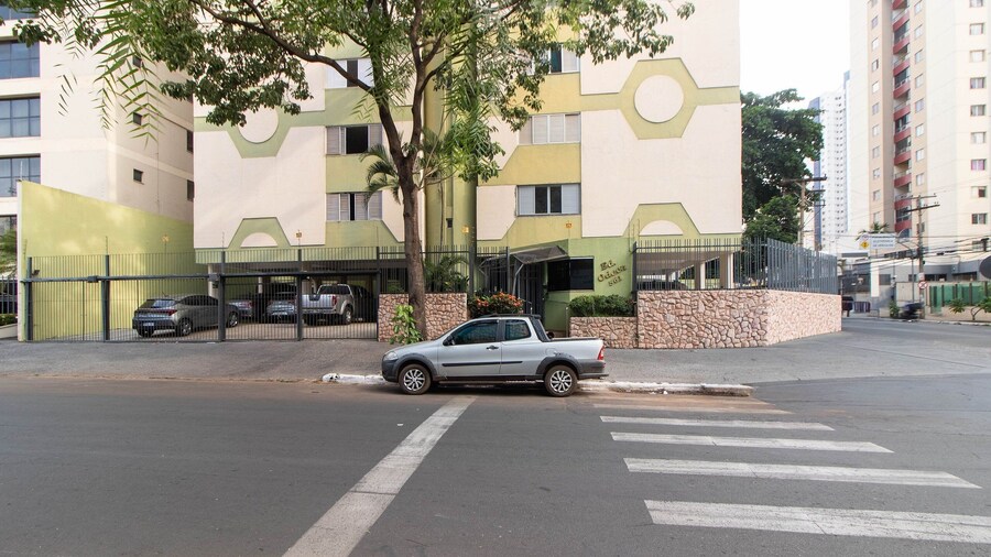 3 Bedroom Apt w/ A/C in Goiania Eon0402