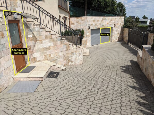 Premium Apartment, Balcony, City View | Balcony - ClearVueHome Apartments Bratislava (Bratislava)