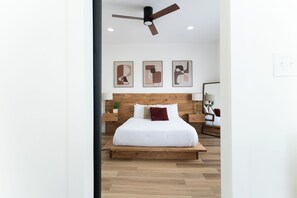 4 soverom, strykejern/-brett, wi-fi og sengetøy