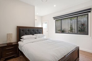 Apartment | 1 bedroom, iron/ironing board - Cosy Kambah 1 Bedroom Near Shops & Parks (Canberra)