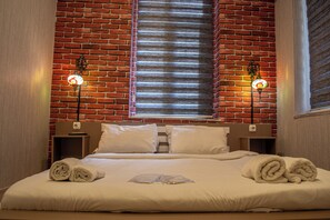 Eenvoudige tweepersoonskamer | Een strijkplank/strijkijzer, gratis wifi