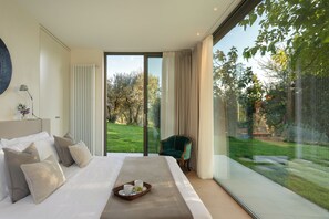 4 bedrooms, iron/ironing board, travel cot, free WiFi - House in the heart of Chianti, with 4 bedrooms, each with a private bathroom. (Toscana)