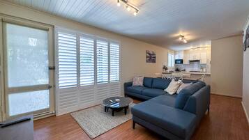 Apartment | Living room